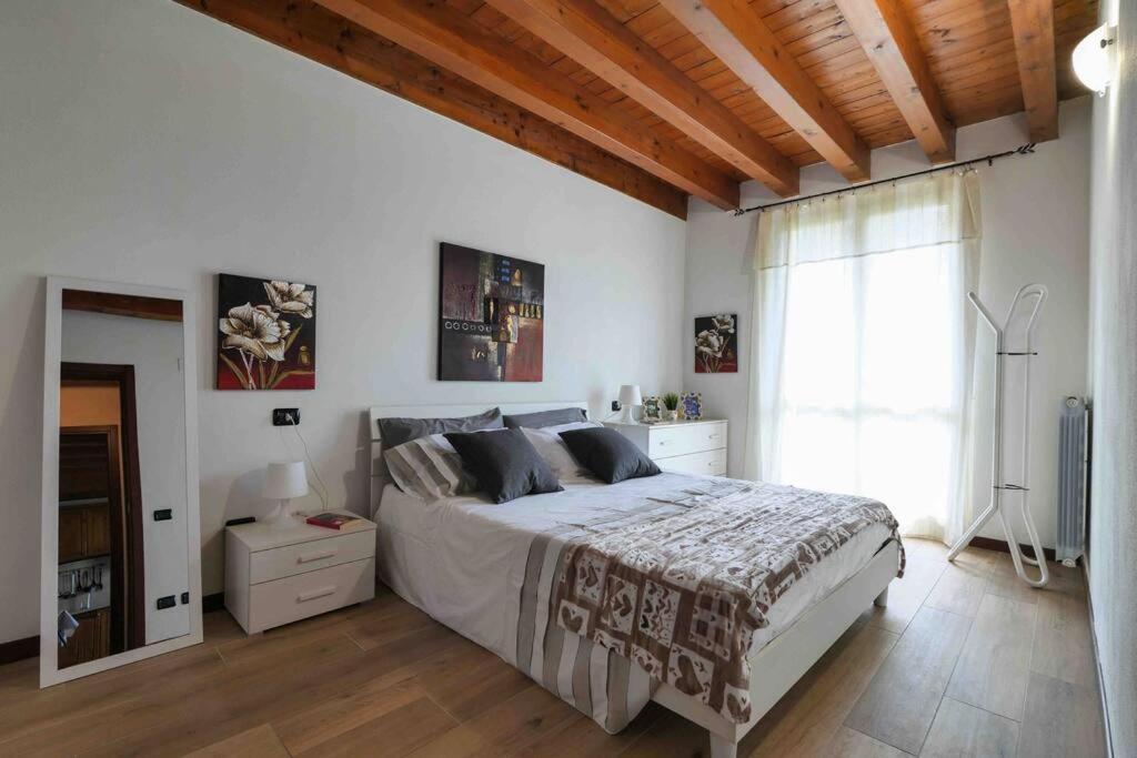 Appartement Borgo Di Terzo Bifocale In Centro Storico Check In 24H Fast Wi-Fi Bus 500M Extérieur photo