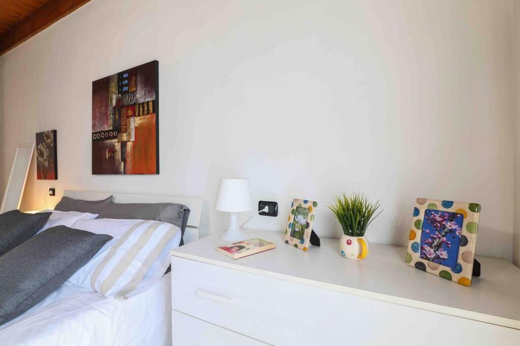 Appartement Borgo Di Terzo Bifocale In Centro Storico Check In 24H Fast Wi-Fi Bus 500M Extérieur photo